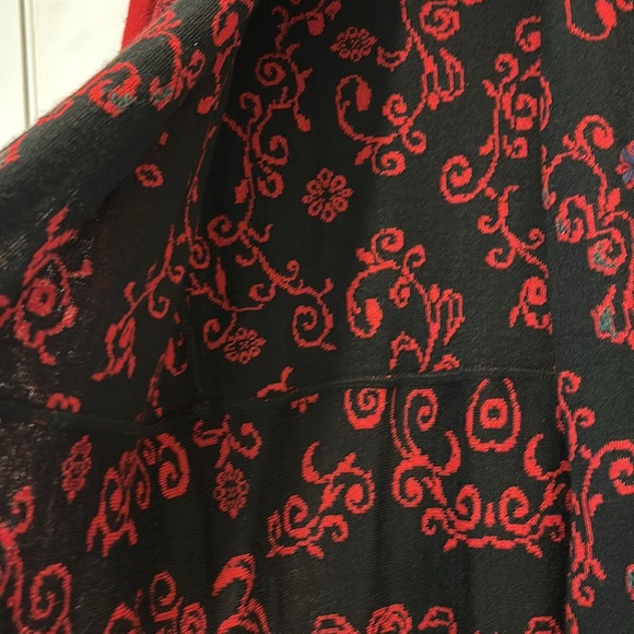 Woman’s Tey-Art sweater - Picture 4 of 7